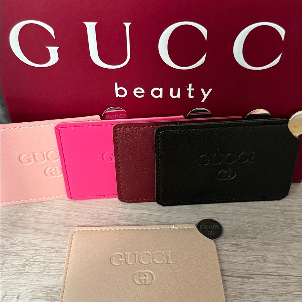 Gucci Beauty Card & Mirror Holder! Black, NIB 🖤